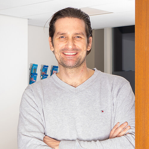 Over Peter van Dasselaar